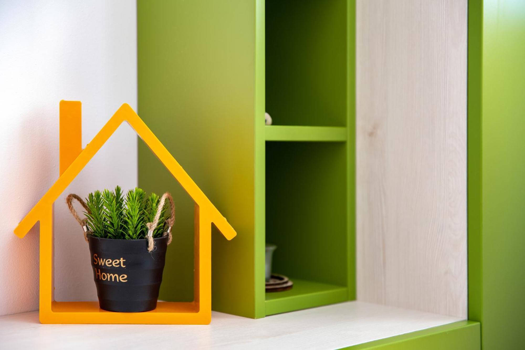 Springhome - Cozy Apartment With Balcony & Parking Braşov Buitenkant foto