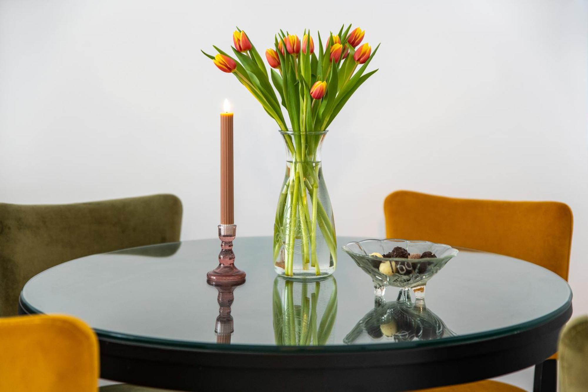 Springhome - Cozy Apartment With Balcony & Parking Braşov Buitenkant foto
