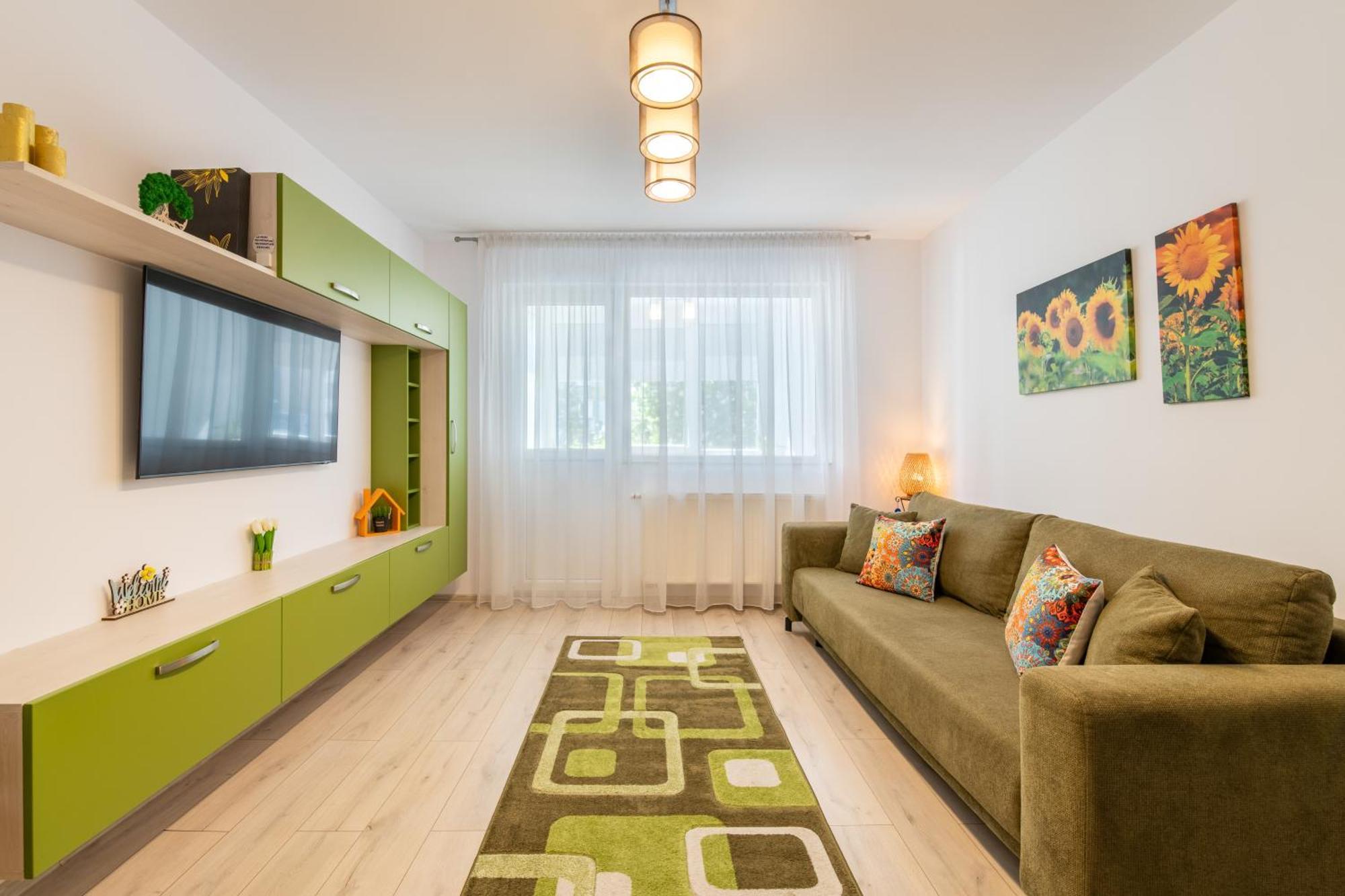 Springhome - Cozy Apartment With Balcony & Parking Braşov Buitenkant foto
